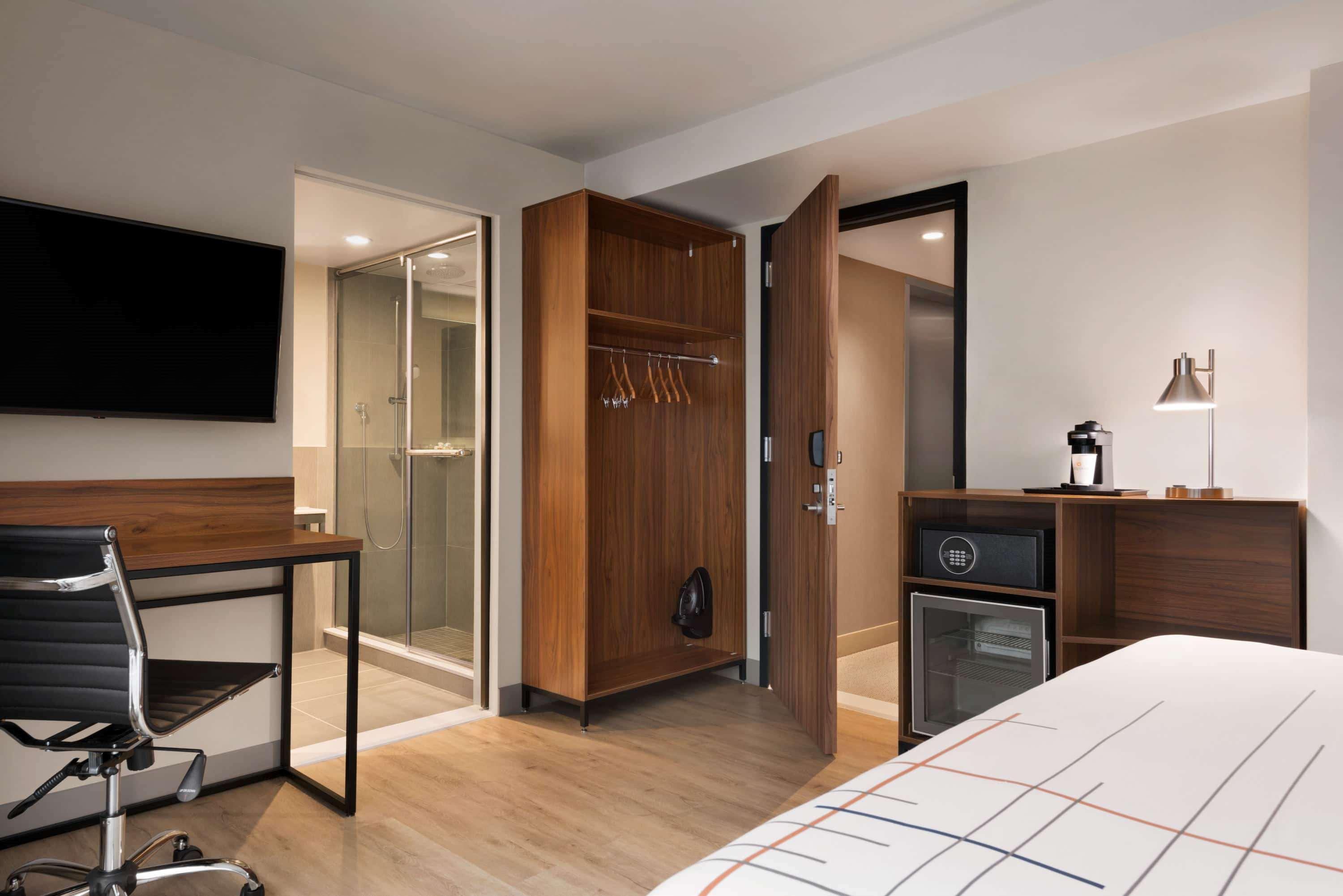 La Quinta By Wyndham Time Square South Hotel New York Exterior photo